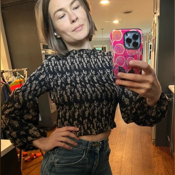 Grade & Gather ruched blouse with bell sleeve size S EUC - Picture 1 of 6